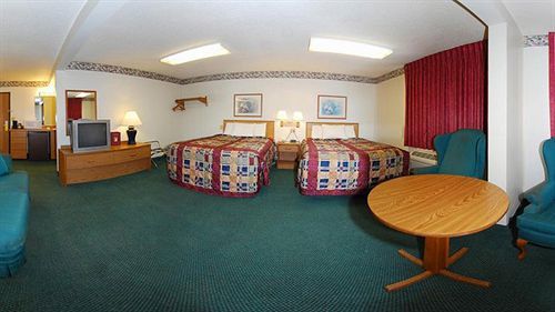 Super 8 By Wyndham Toledo