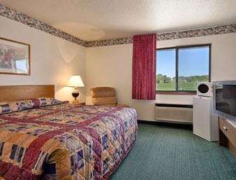 Super 8 By Wyndham Hotel 2*